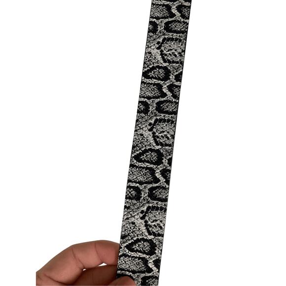 Faux Leather Chromatic Snake Skin Belt Western Retro Costume Art Deco One Size - Picture 2 of 6